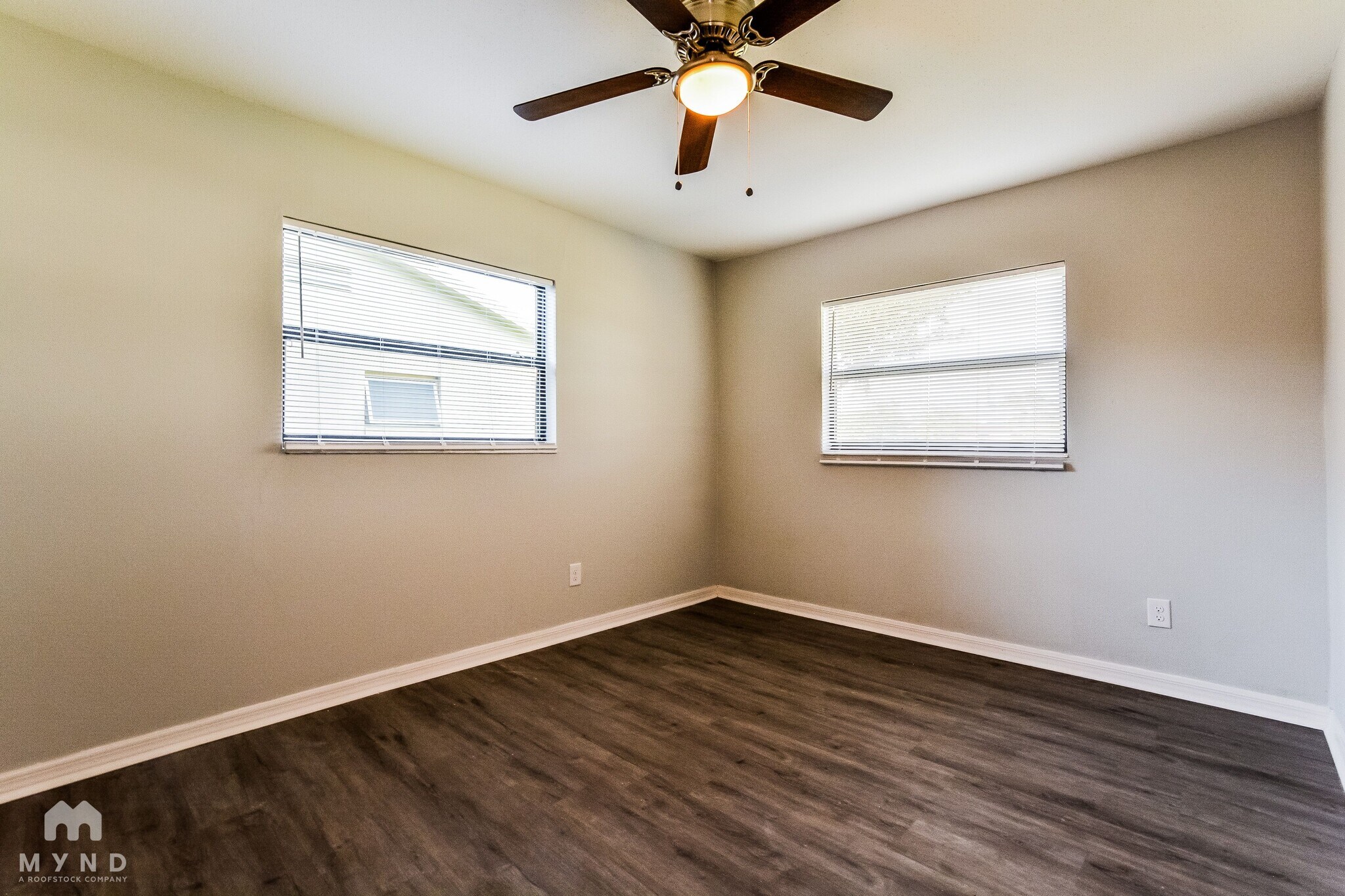 Building Photo - 1102 Orwell Ave