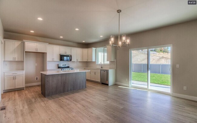 Building Photo - Beautiful, Newly-Built Home with Office