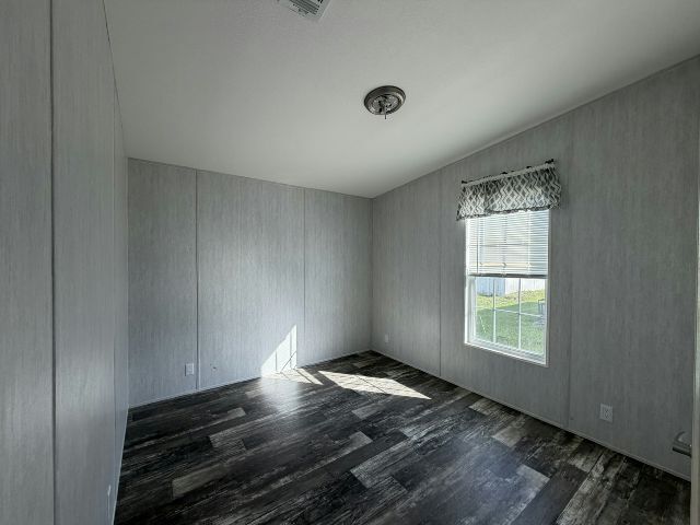 Building Photo - 2031 Bren Mar Ct