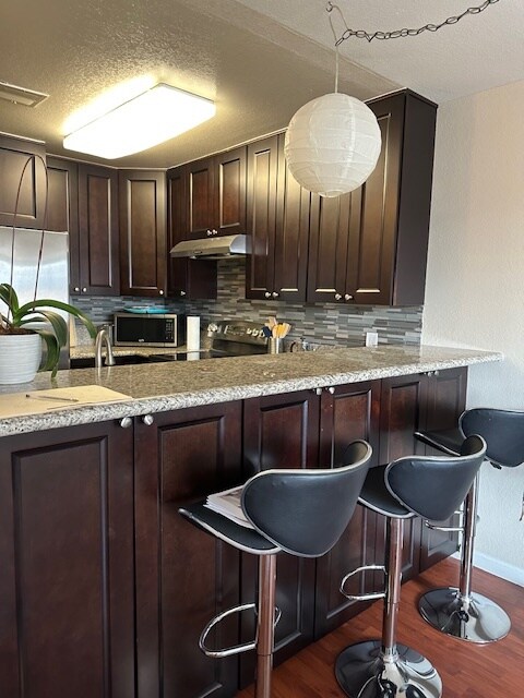 Bar area - 1140 E Ocean Blvd