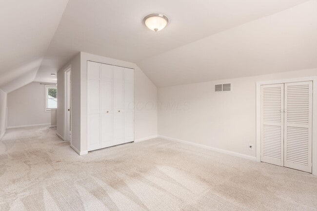 Building Photo - 336 E Weisheimer Rd