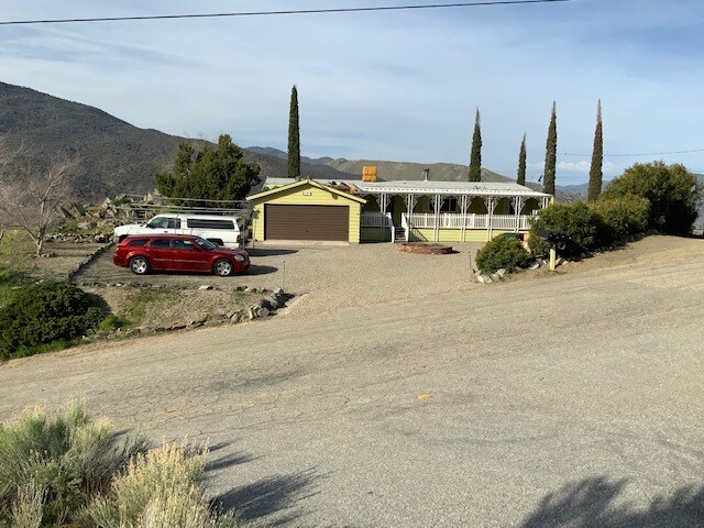 Building Photo - 121 Larch Ct