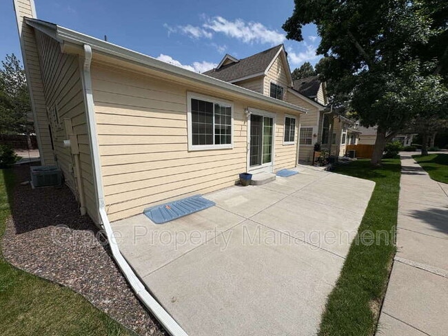 Building Photo - 8340 S Upham Way