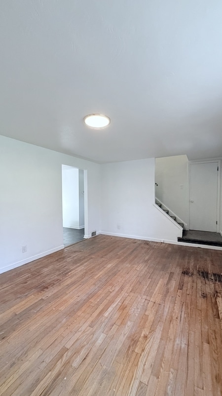 Building Photo - 517 Foltz Dr