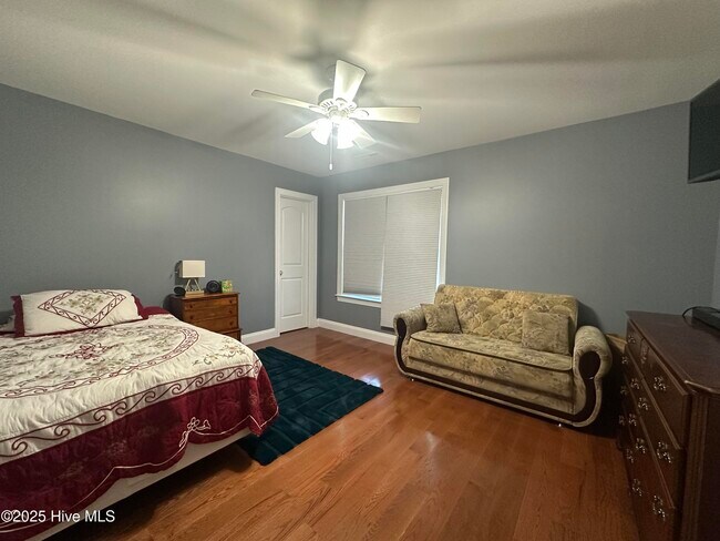 Building Photo - 509 Blue Angel Ct