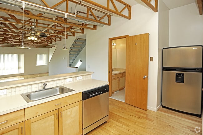 Interior Photo - Amber Oak Townhomes