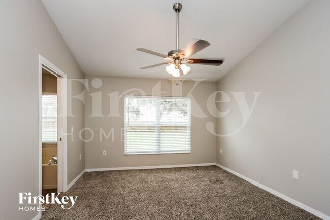 Building Photo - 10709 Deepbrook Dr