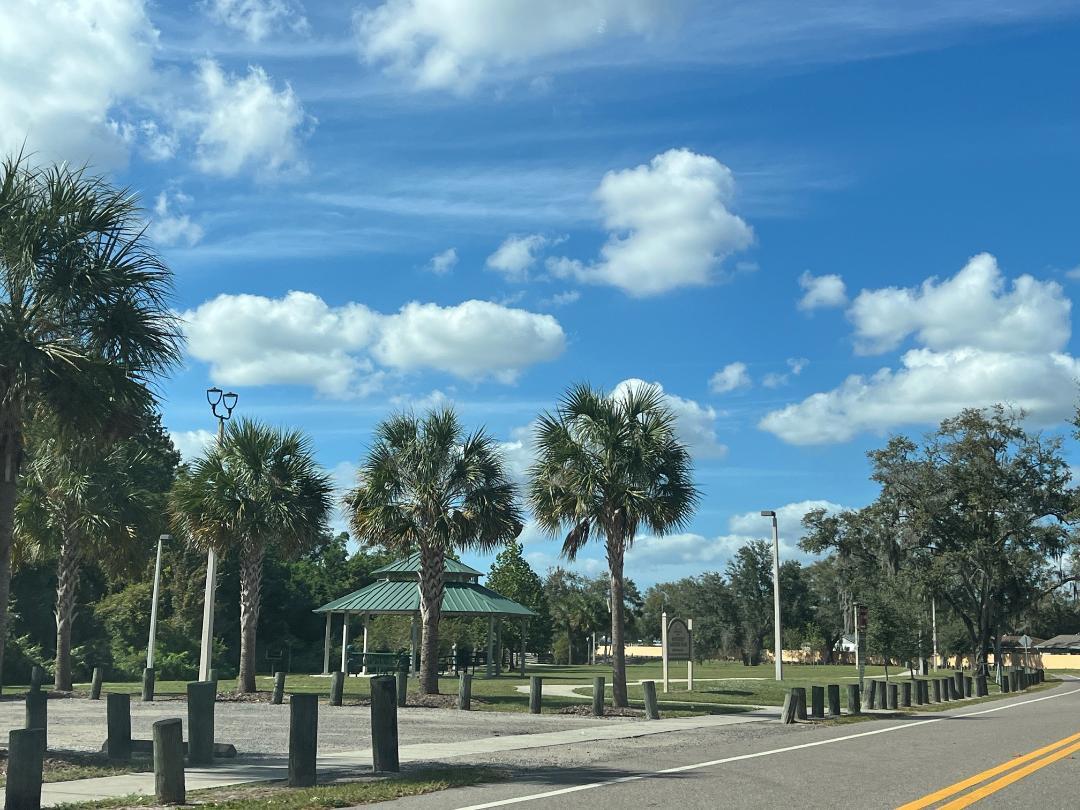 Building Photo - 12325 Villager Ct