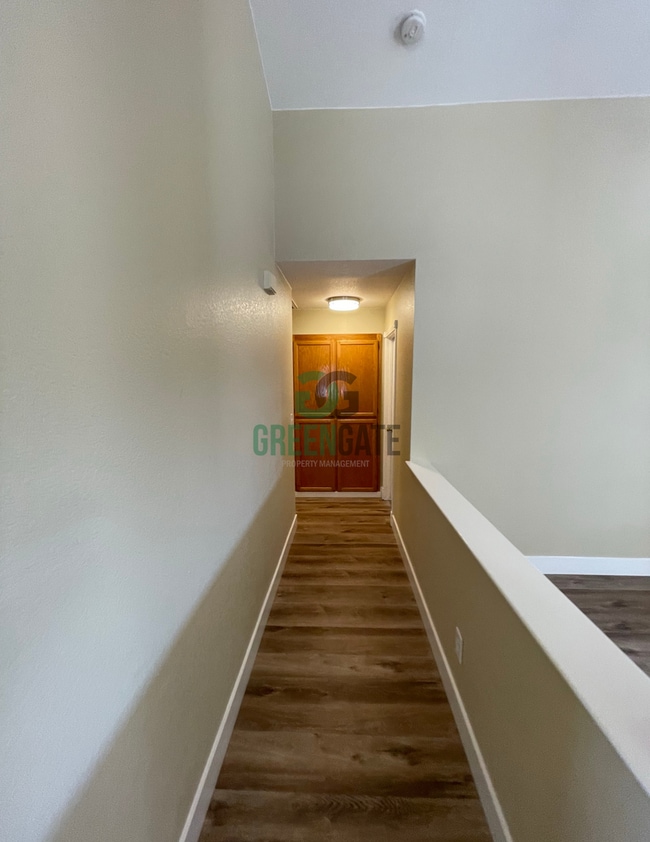 Building Photo - 1660 Etta Way