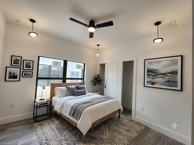 Building Photo - 26571 Robin Way