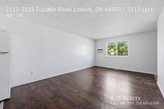 Building Photo - 3113-3115 Fulmer Road Lorain, OH 44053-3113 left