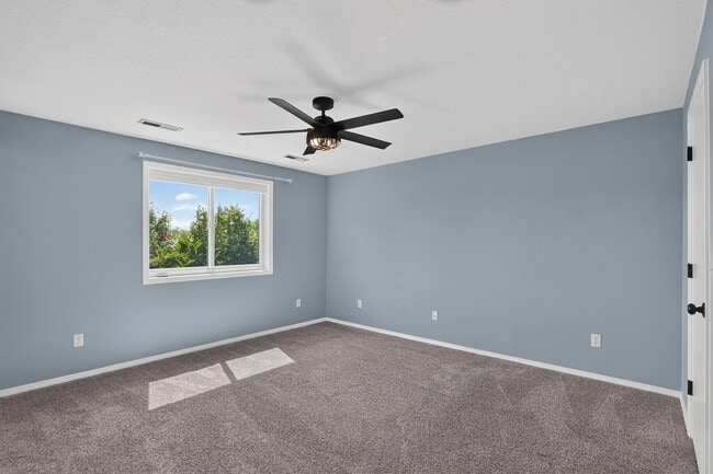 Building Photo - 16045 SW Baler Way