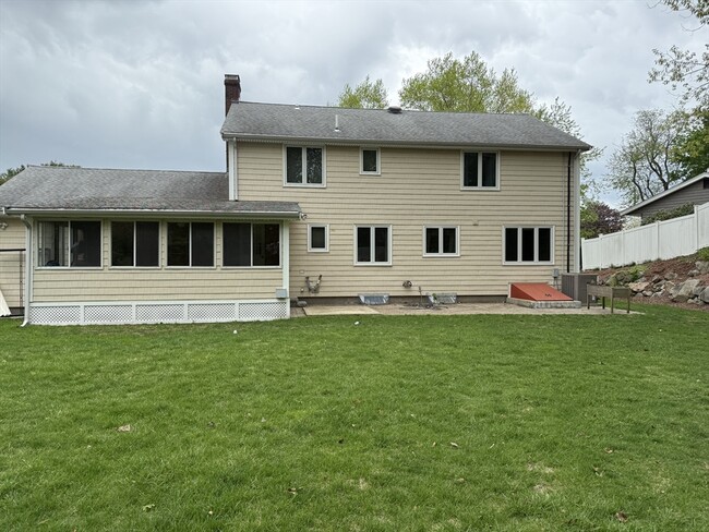 Building Photo - 78 Rosewood Dr