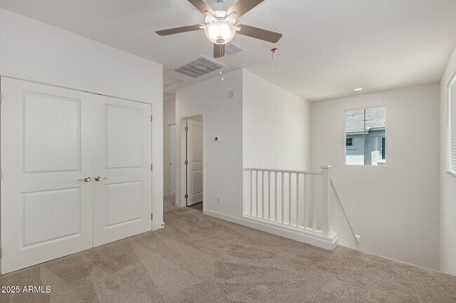 Building Photo - 5524 S Dillon Cir