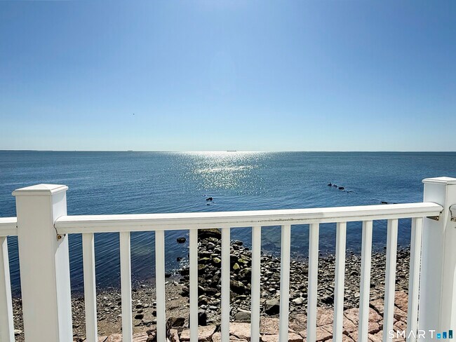 Building Photo - 41 Hillside Ave