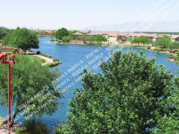 Building Photo - 445 W Corte Planga