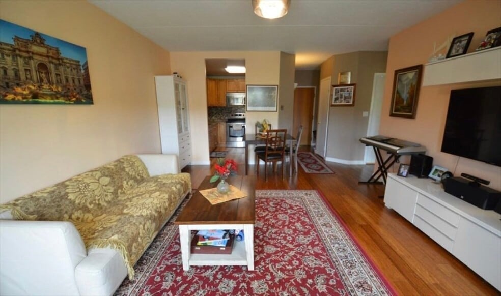 Building Photo - 14 Heron St