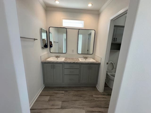 Building Photo - 928 Bonaire Ave W