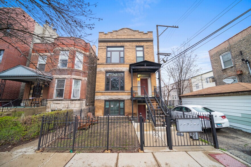 Primary Photo - 2610 W Rice St