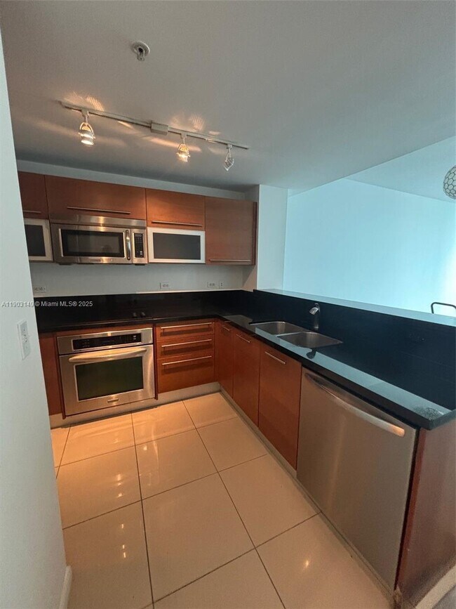 Building Photo - 244 Biscayne Blvd