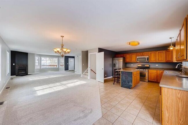 Building Photo - 3 Meadow Lane, Oakwood Hills, IL, 60013