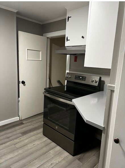 Kitchen - 84 Milton Rd