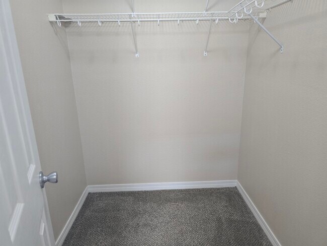 Building Photo - 7720 Lola Cir