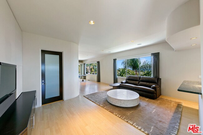 Building Photo - 28177 Rey De Copas Ln