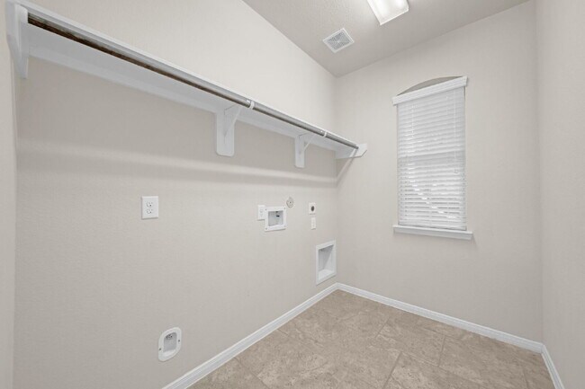 Building Photo - Welcome home to this beautiful home in the...