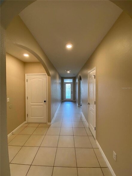 Building Photo - 2720 NE 46th Ave