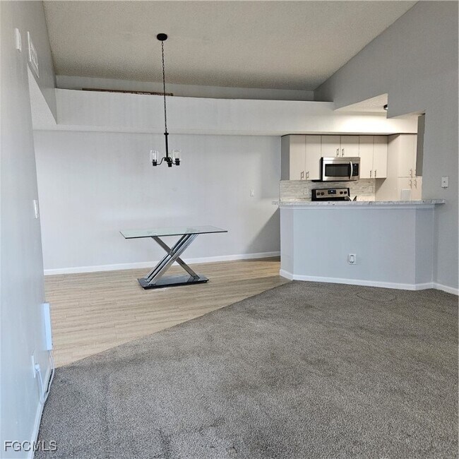 Building Photo - 13505 Eagle Ridge Dr