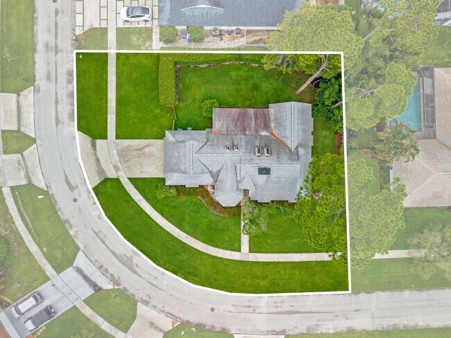 Building Photo - 13571 Jonquil Pl