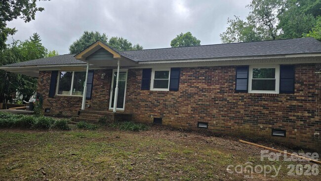 Building Photo - 3309 Rollingwood Dr