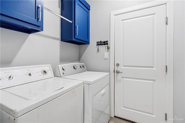 Building Photo - 13 Optimum E Dr