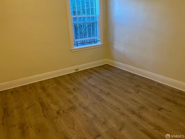 Building Photo - 1702 26th Ave