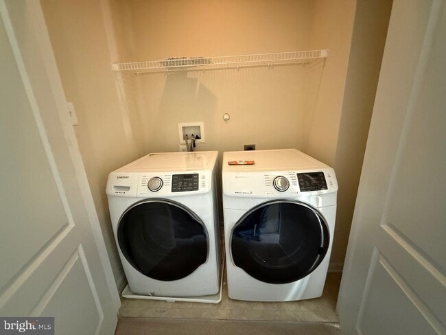 Building Photo - 2817 Shearwater Ln