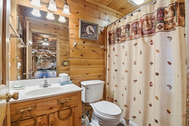 Building Photo - 2842 Easy St