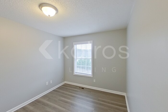 Building Photo - 3448 Lehigh Way