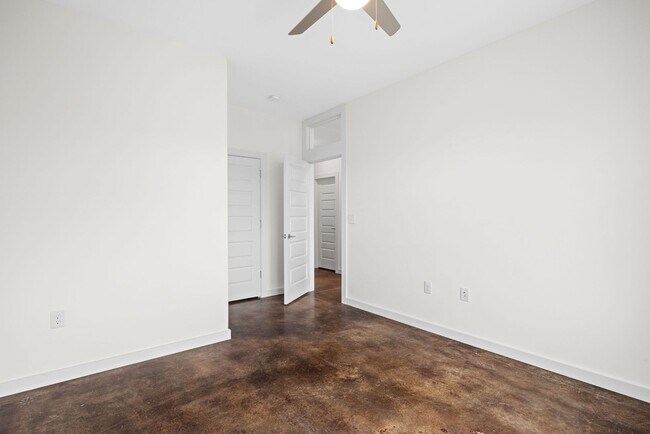 Building Photo - 1206 Porter St