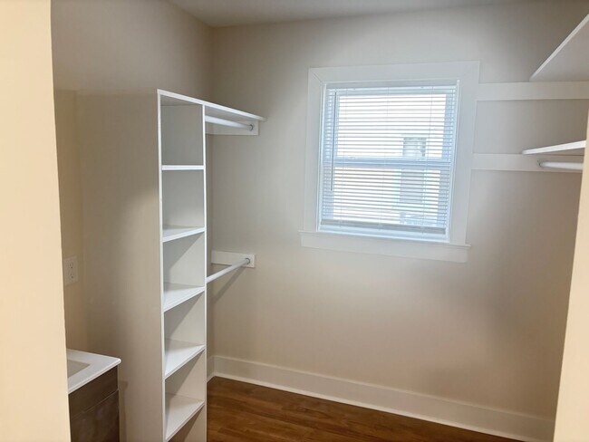 Building Photo - Newly Remodeled 4 Bedroom by Electric Works