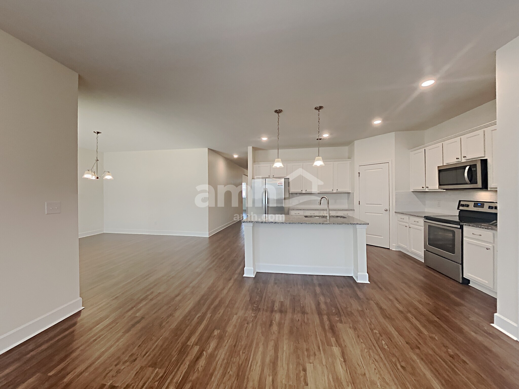 Building Photo - 4324 Longfellow Dr