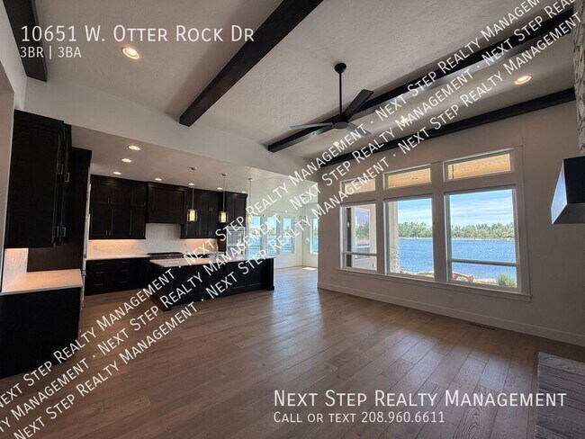 Building Photo - 10651 W Otter Rock Dr