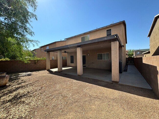Building Photo - 1051 W Sea Lion Dr