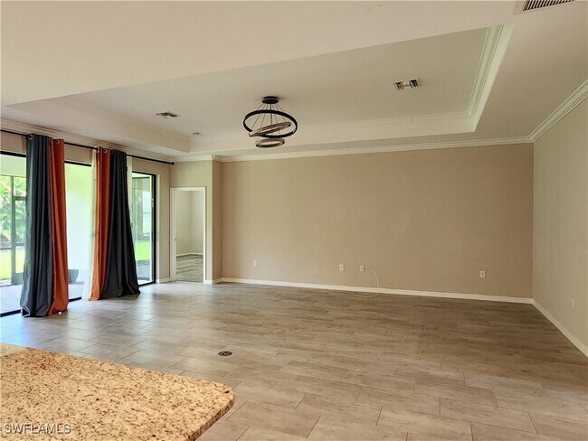 Building Photo - 11884 Hickory Estate Cir