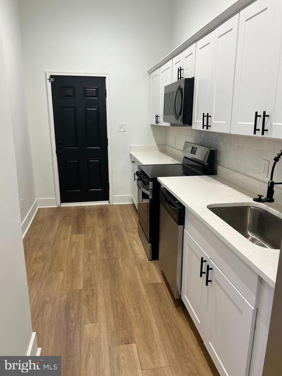 Building Photo - 1706 McCulloh St