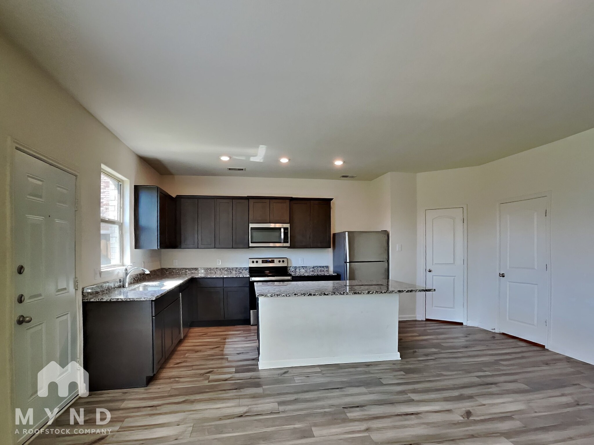 Building Photo - 732 Keeneland Dr