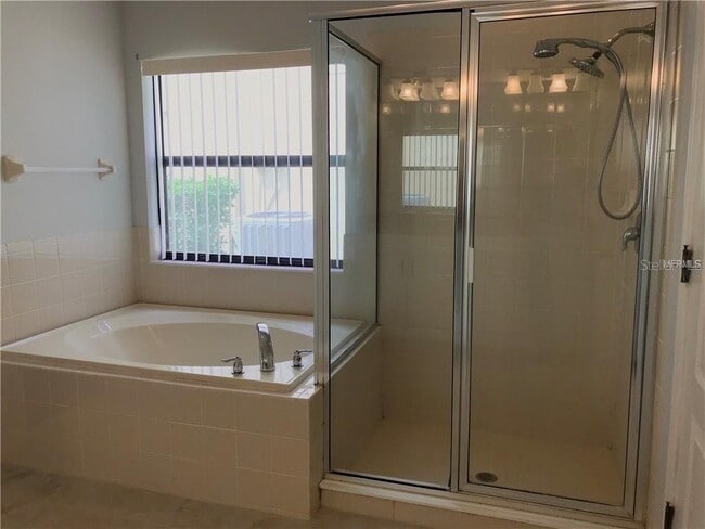 Building Photo - 1934 Abbey Ridge Dr