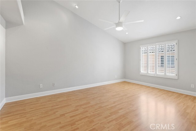 Building Photo - 4 Nightingale Dr