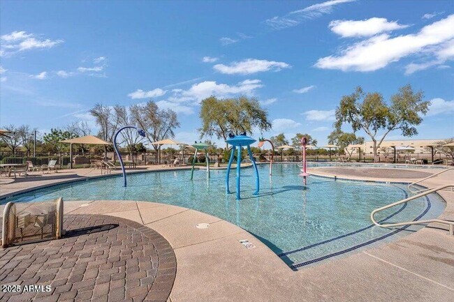 Building Photo - 3805 E Santa Fe Ln