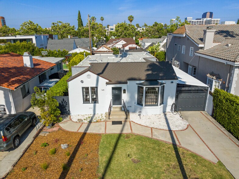 Building Photo - 140 N Carson Rd